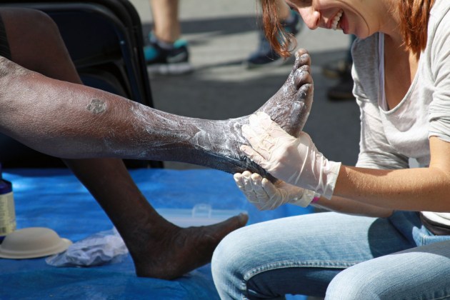 IMG_1291feet_laughing